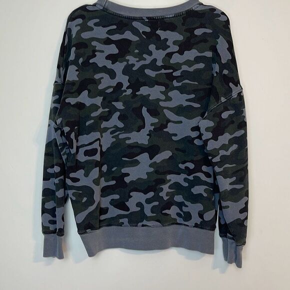 Sundry x Soulcycle Camo Crewneck Pullover S - Picture 3 of 5